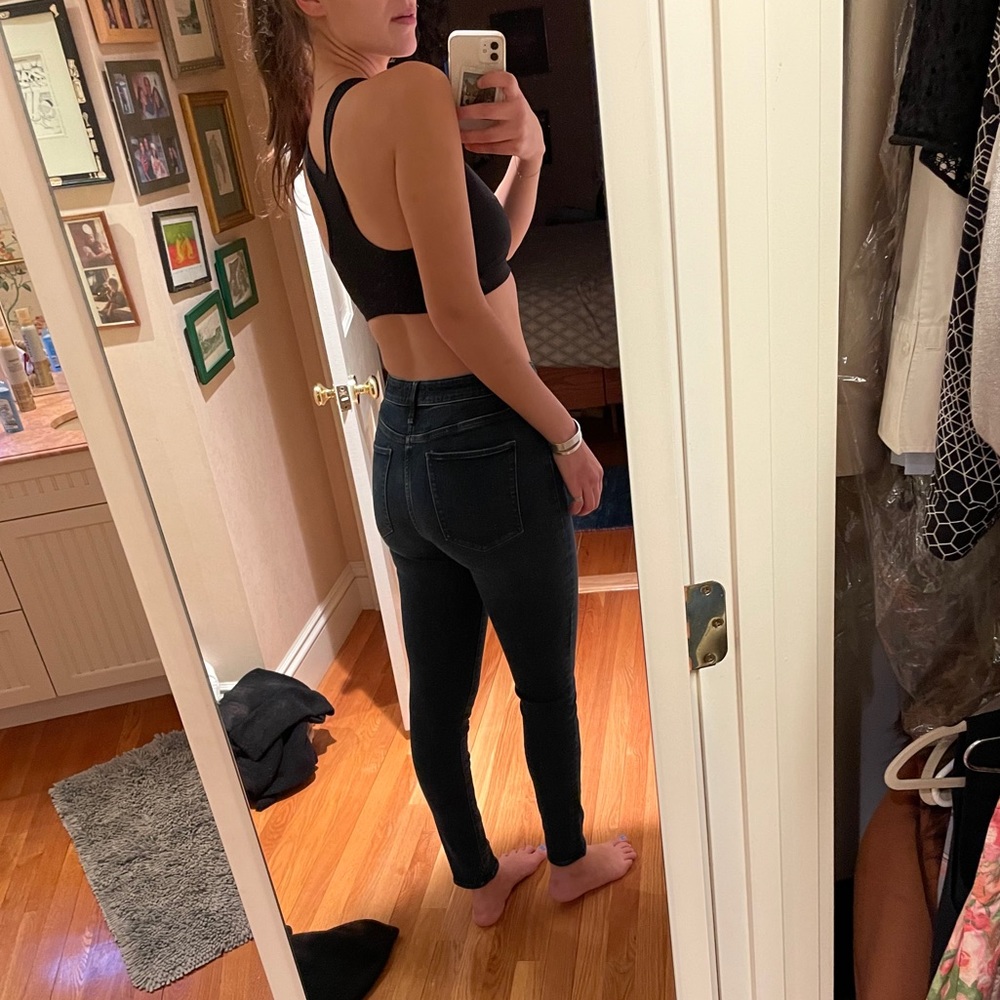 A&F Simone High Rise Super Skinny - Picture 3 of 3